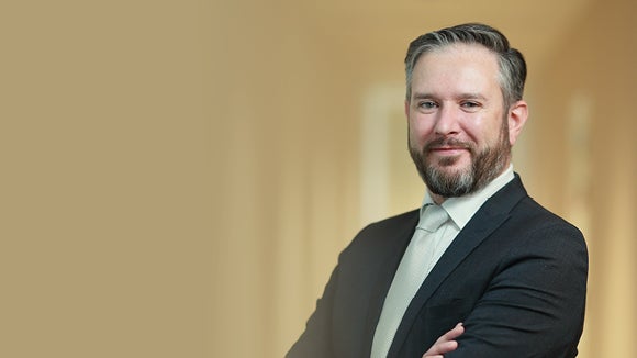 Gavin Izon, Consultant, Robert Walters Singapore gavin-izon