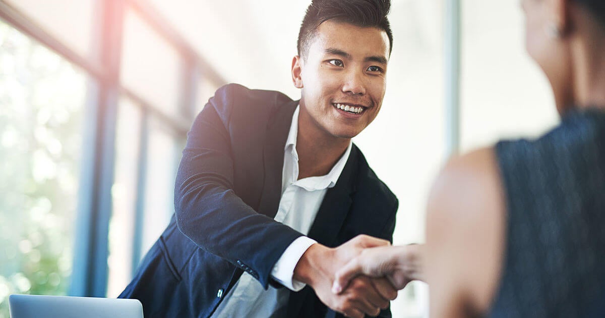 How to decide between two job offers